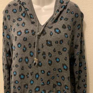 Juicy Couture light sweater